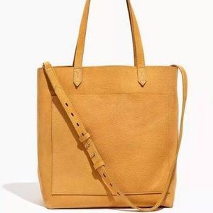 Madewell Medium Transport Tote ☀️